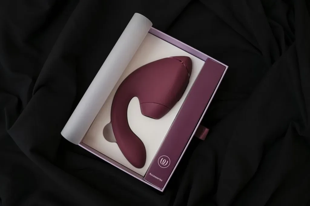 A Womanizer Next Duo vibrátor a dobozban - elegáns, letisztult design - Vágyaim.hu szexshop