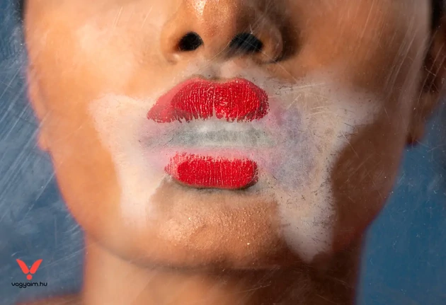 Orális szex közbeni védekezés: Mi az a nyalókendő, és miért érdemes használni?