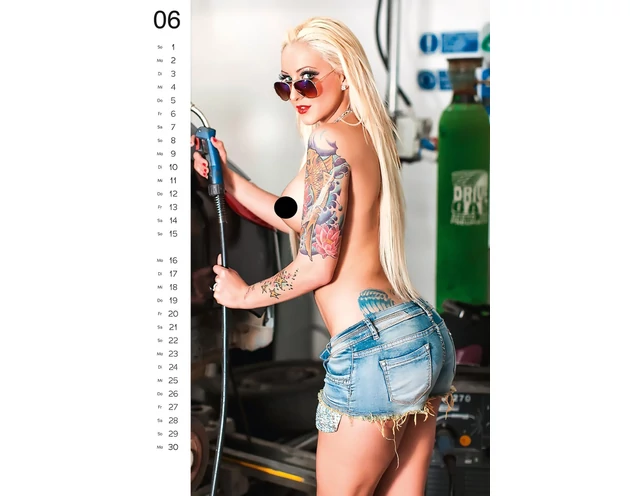Tattoo Girls - tetovált női naptár - 2025 (10db)