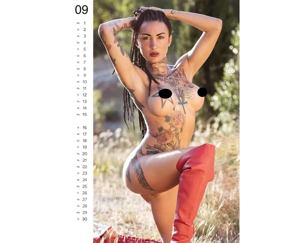 Tattoo Girls - tetovált női naptár - 2025 (10db)