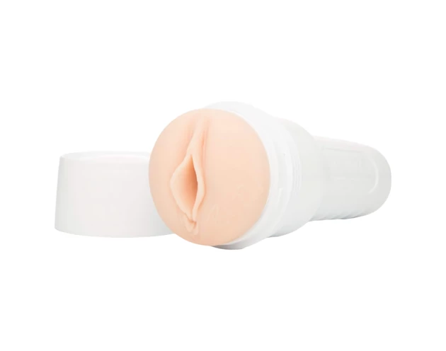 Fleshlight Riley Reid Utopia - vagina