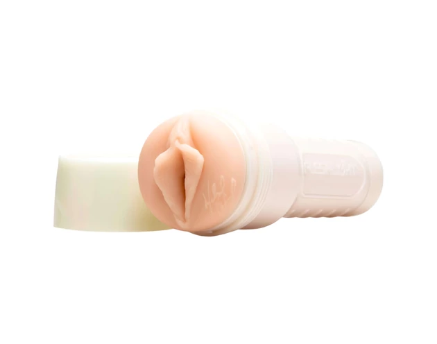 Fleshlight Maitland Ward - élethű műpunci (natúr)