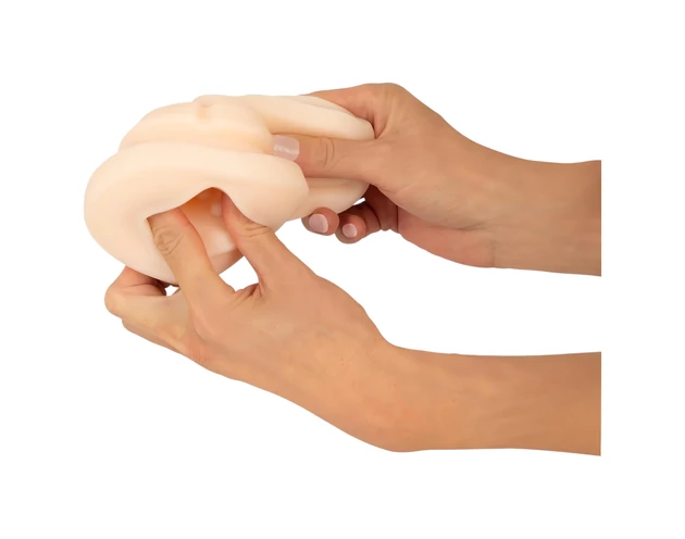 WYNE 01 - akkus, rezgő-szívó, melegítő maszturbátor (fekete)