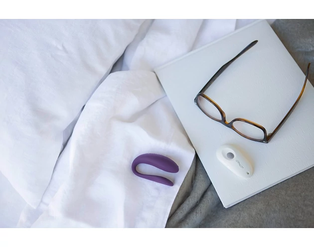 We-Vibe Unite 2.0 - akkus párvibrátor (lila) -