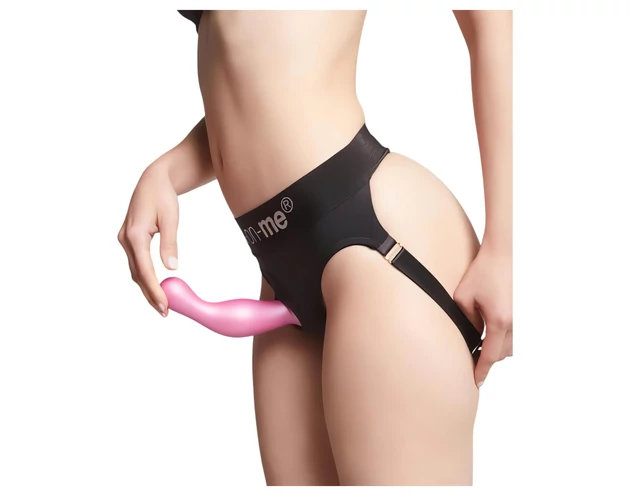 Strap-on-me Curvy M - hullámos, tapadókorongos dildó (pink)