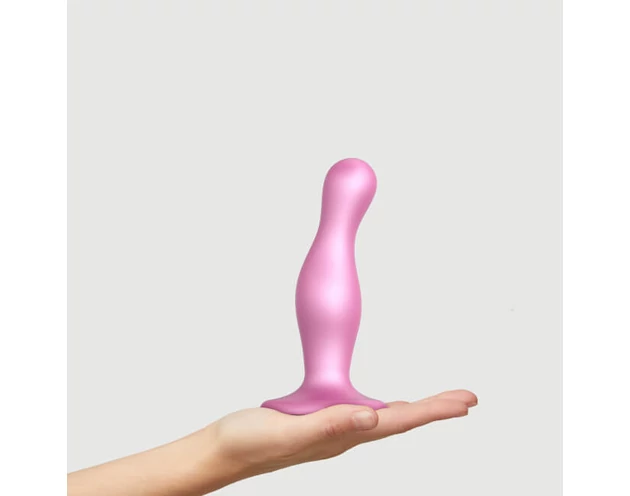 Strap-on-me Curvy L - hullámos, talpas dildó (pink)