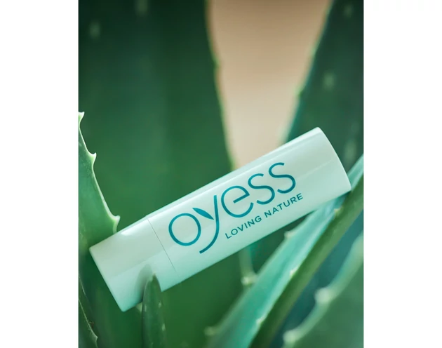 Oyess BIO - natúr ajakápoló (aloe vera)