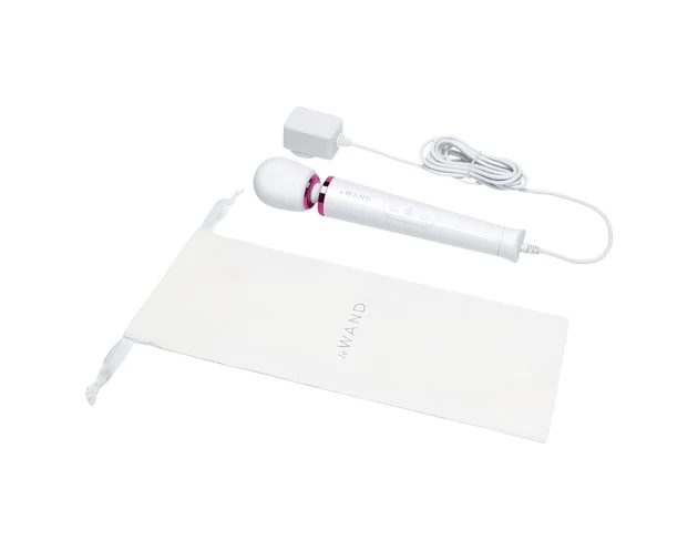 Le Wand Petite Plug-In - hálózati masszírozó vibrátor (fehér)