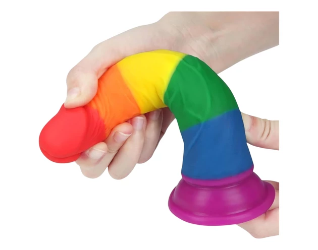 Lovetoy Prider - élethű dildó - 19cm (szivárvány)