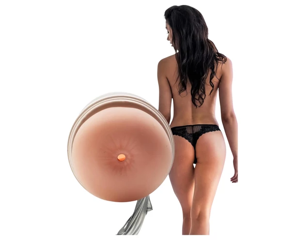 The Girl Next Door Layla - műpopsi maszturbátor (natúr)